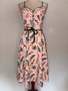 Saint Geraldine Retro PinUp Tropical Parrot Print Sundress with Green Trim Sz M